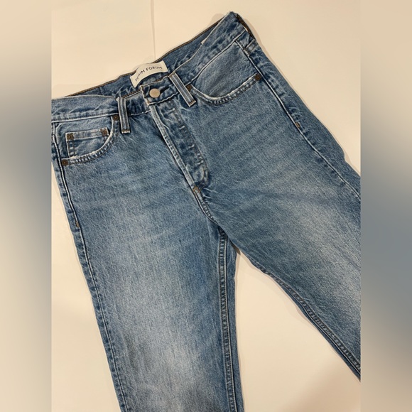 ๐ ARITZIA DENIM FORUM STRAIGHT JEANS - Picture 5 of 13